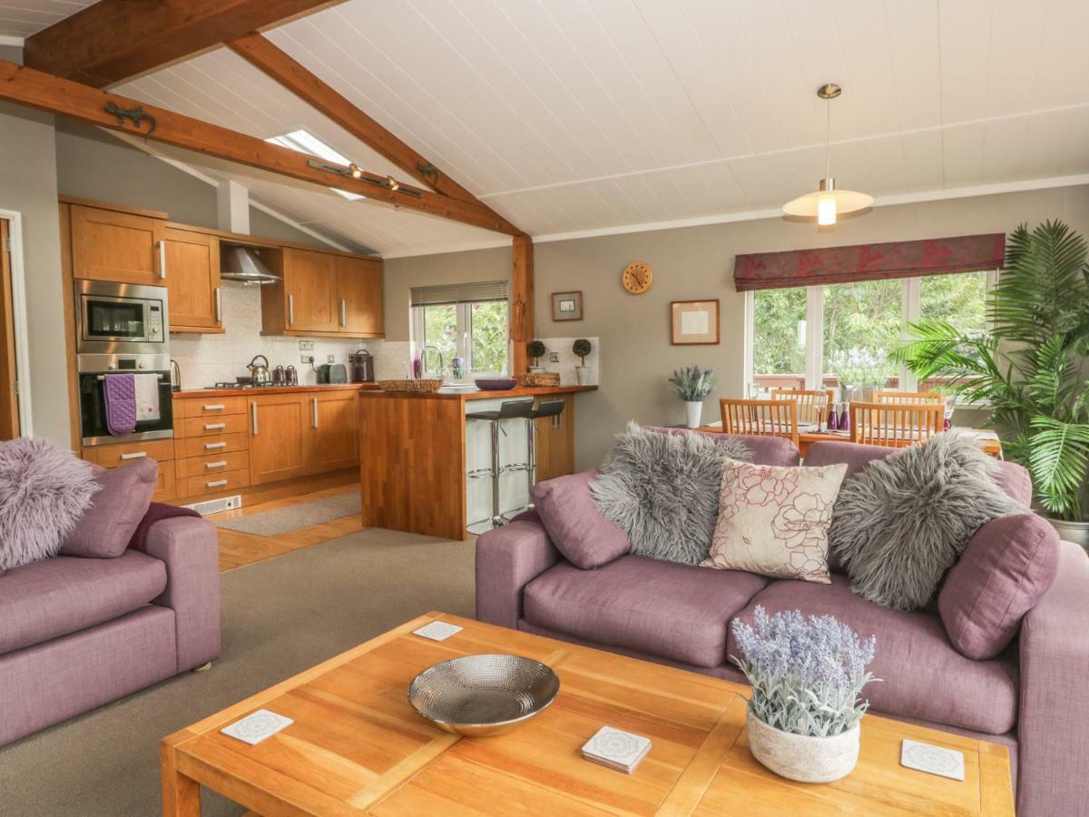 Bulmer Farm Lodge Malton Bagian luar foto