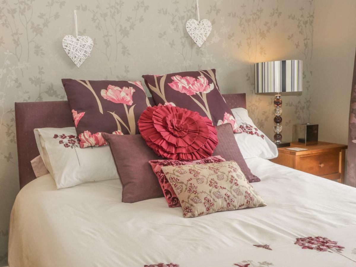 Bulmer Farm Lodge Malton Bagian luar foto